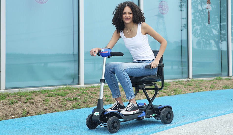 Hareketlilik Scooterı FDB01