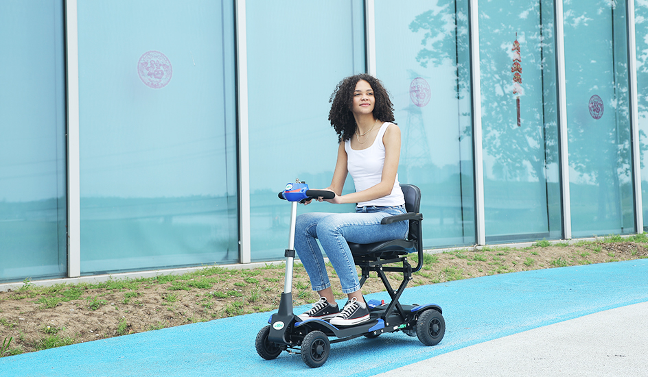 Mobilite Scooterı FDB01