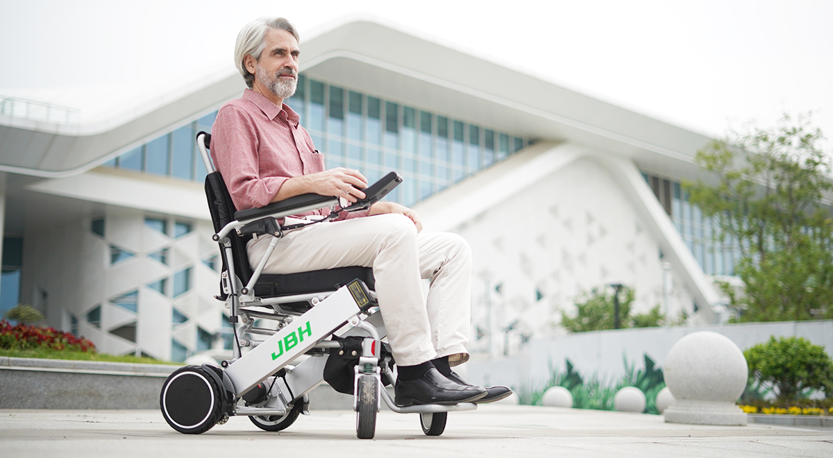 JBH Elektrikli Tekerlekli Sandalye D03