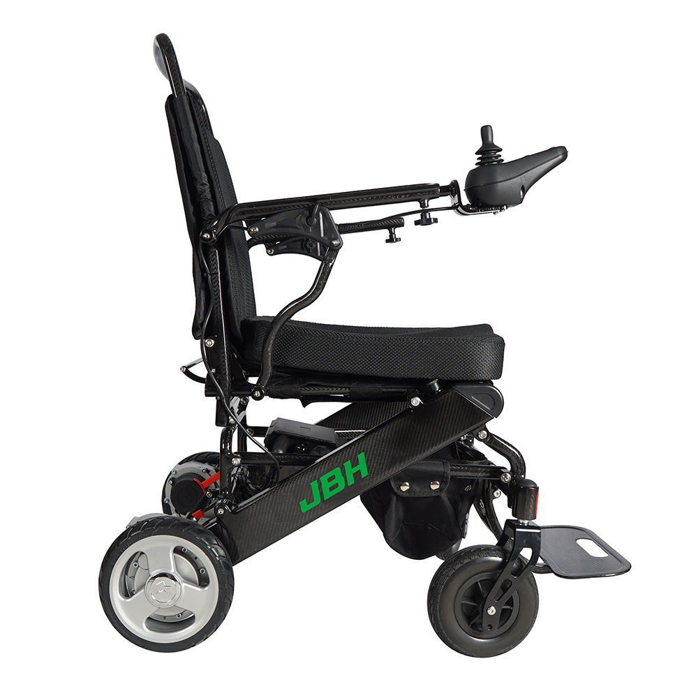 JBH Otomatik Katlanmış Karbon Fiber Tekerlekli Sandalye DC02