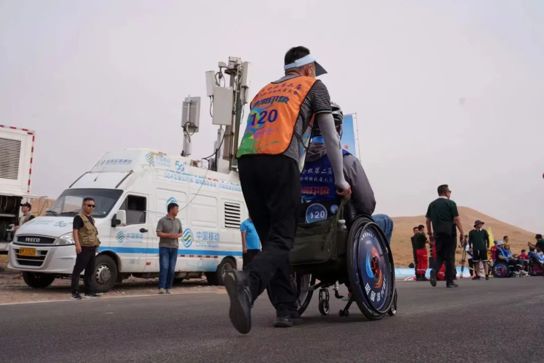 tekerlekli sandalye yarışı